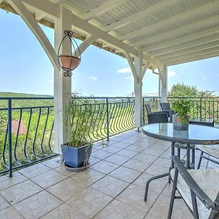 Chez Mimi Villa